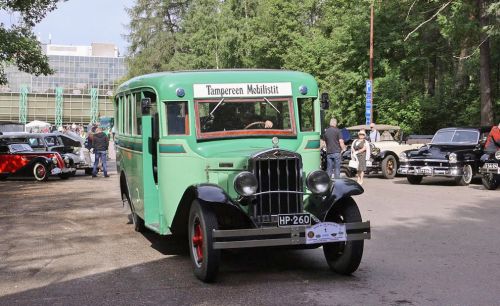 Veteraanilinja-auto.
