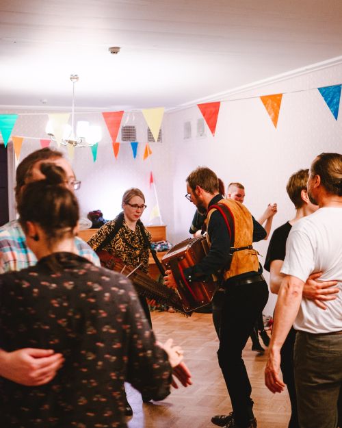 Nordic Dance Helsinki -klubilta Helsingin Arabianrannan Bokvillan-huvilasta syyskaudelta 2019. Kuva: Mikko Malmivaara
