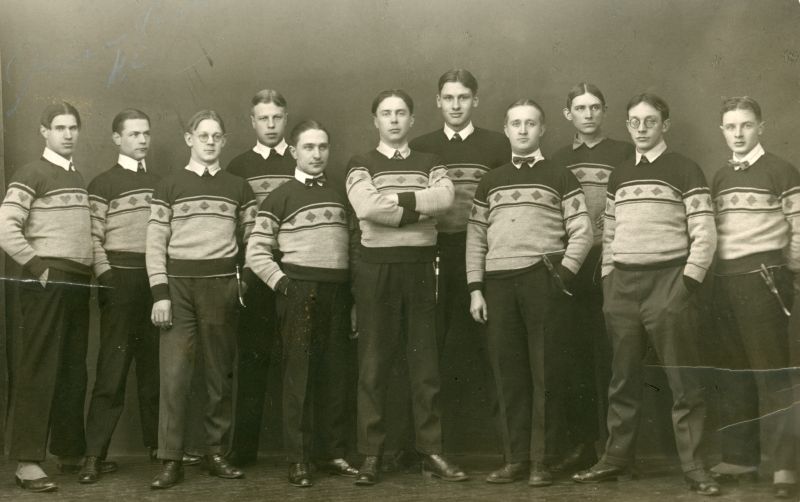 Tiedosto:Etelä-Pohjalaisen Osakunnan jäseniä 1920-luvulla jpg.jpeg