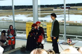 Children dressed in trulli costumes.