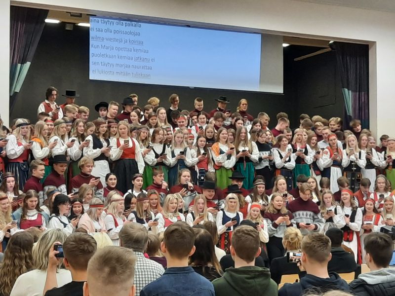 Tiedosto:Seinäjoen lukion abiturientit 2023.jpg