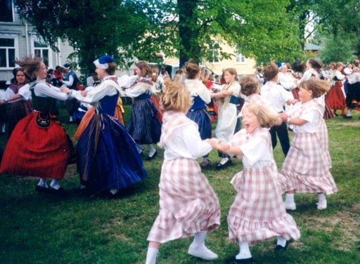 Folkdans I Svenskfinland – Elävän Perinnön Wikiluettelo